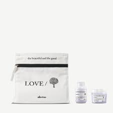 NEW Essential Haircare: Love Smoothing Discovery Kit 2026