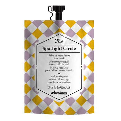 The Spotlight Circle Hair Mask